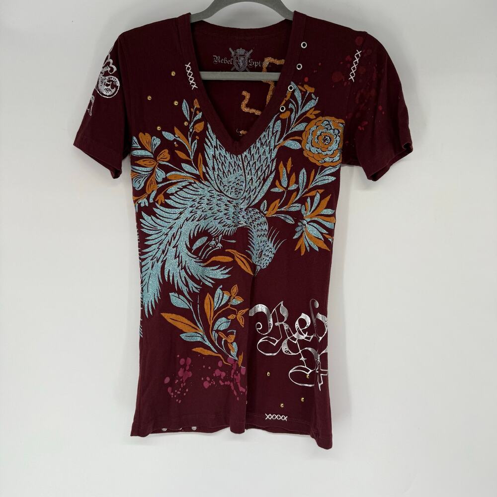 Rebel Spirit Embroidered Glittery Graphic Tee Womens Sz M Wine Grommet Glam Rock